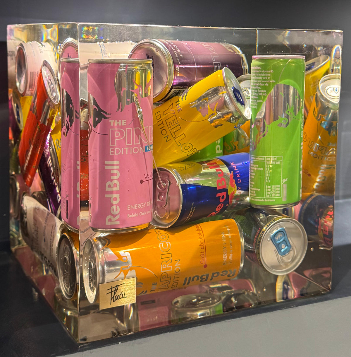 RED BULL CUBE