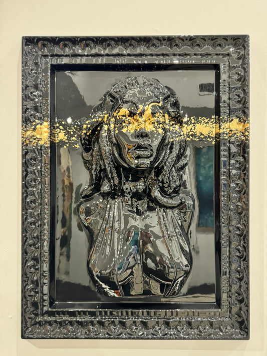 Black and gold Medusa