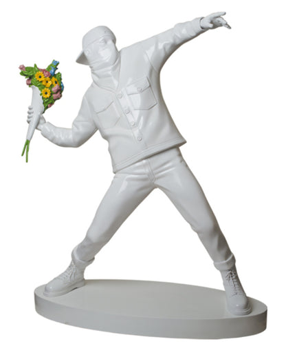 MEDICOM The Flower Thrower Statue